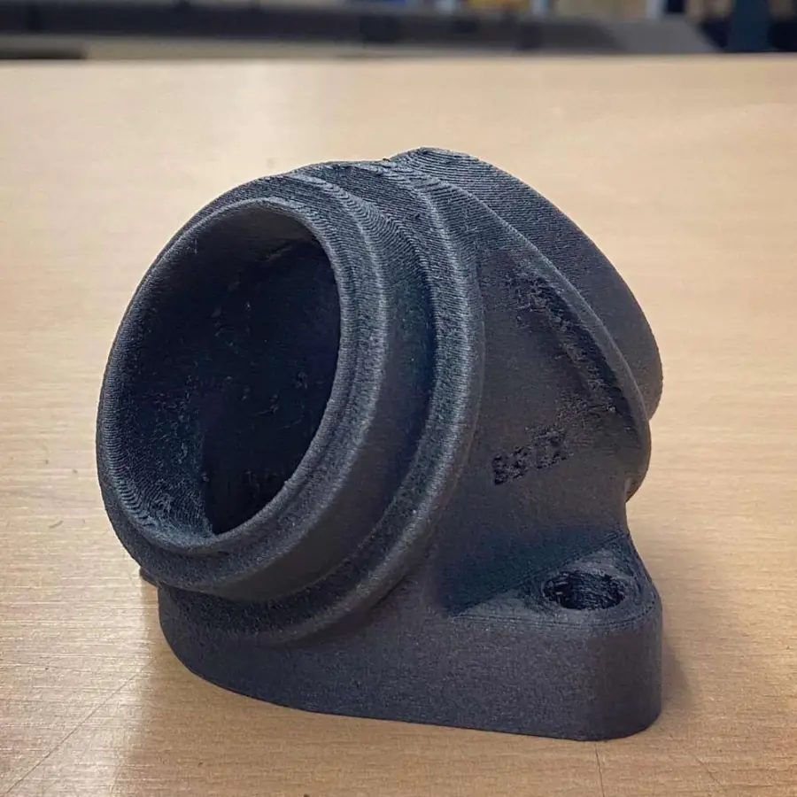 Conexão automotiva 3D